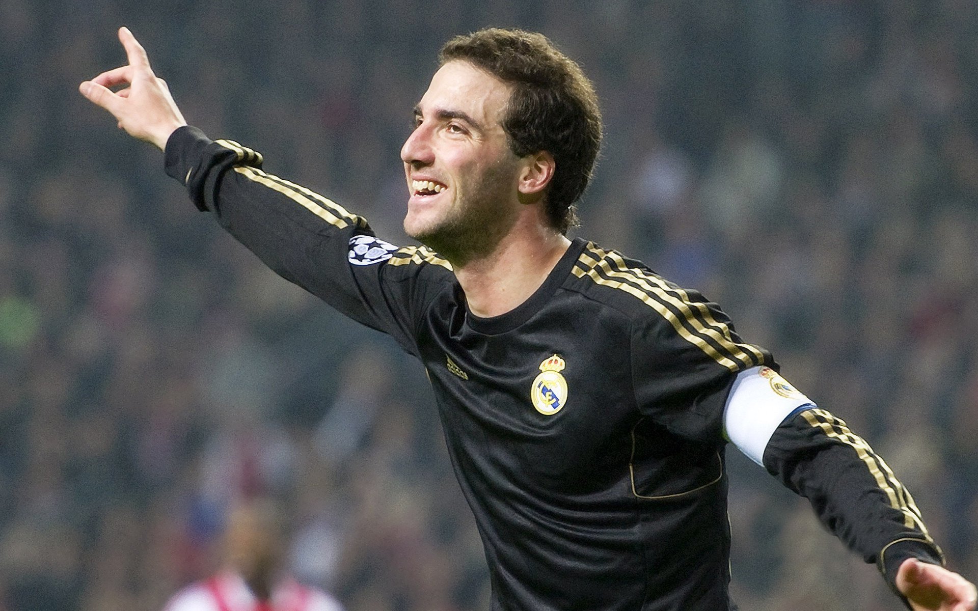 九游电脑版-冠军争夺战：谁能成为今年的黑马？，冠军争夺战[综运动]